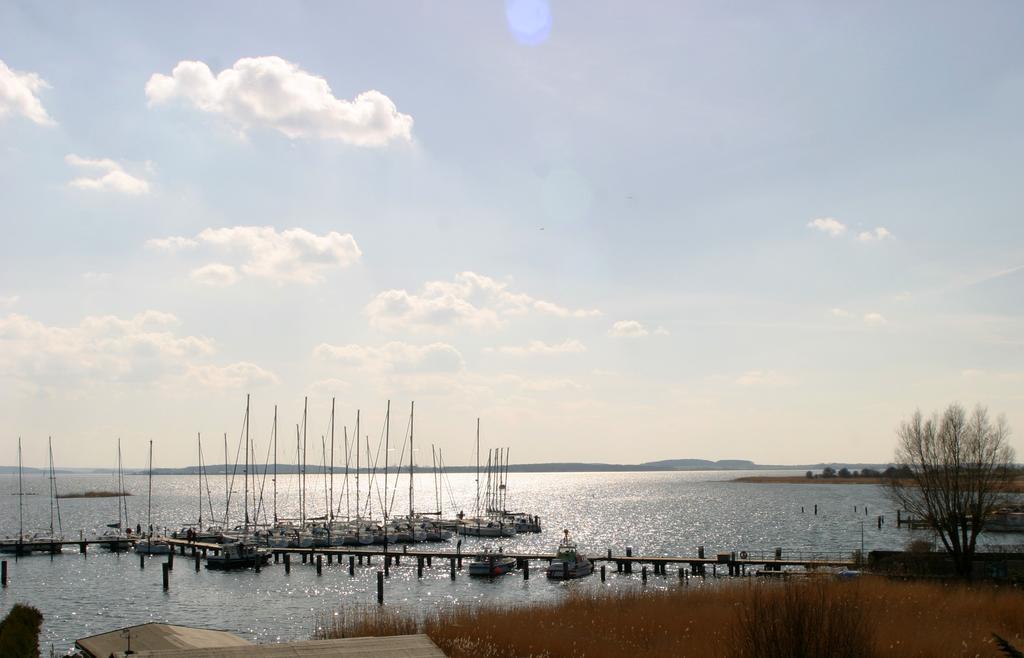 Ferienhaus Suedblick Am Yachthafen Breege Bagian luar foto